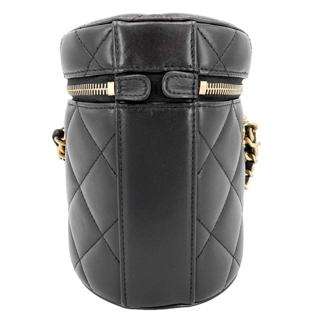 CHANEL シャネル ショルダーバッグ ロゴ マトラッセ チェーンショルダー バニティバッグ Matelasse ココマーク ラムスキン ブラック 黒 ゴールド金具 レディース【中古品】