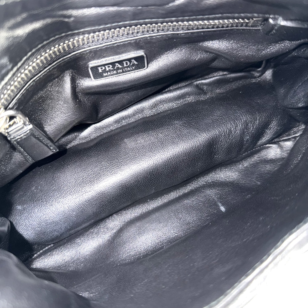 PRADA プラダ ハンドバッグ トライアングルロゴ ムーンバッグ ミニバッグ 1BA381 レザー ブラック 黒 シルバー金具 レディース【中古品】