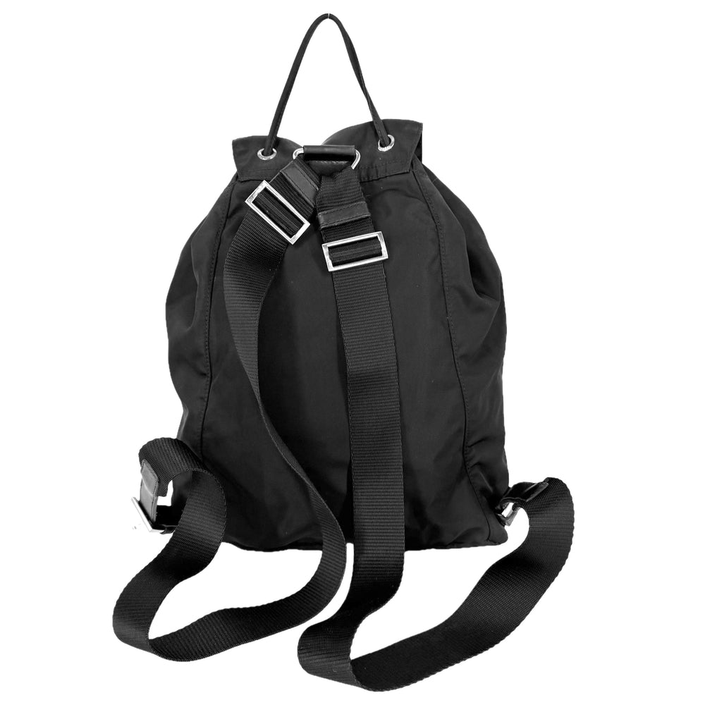 PRADA プラダ リュック トライアングルロゴ バックパック ナイロン ブラック 黒 シルバー金具 レディース【中古品】