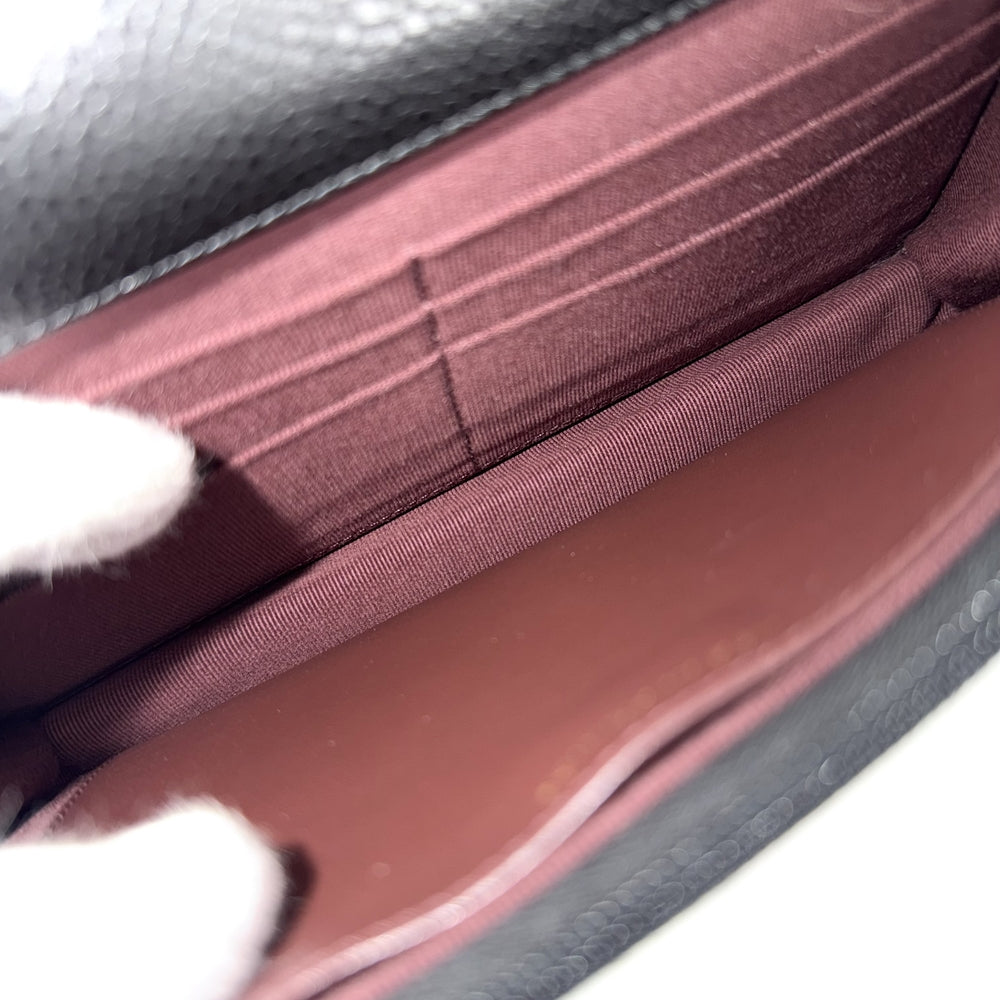 CHANEL シャネル チェーンウォレット マトラッセ ショルダーバッグ ココマーク 財布 キャビアスキン ブラック 黒 ゴールド金具 レディース【中古品】