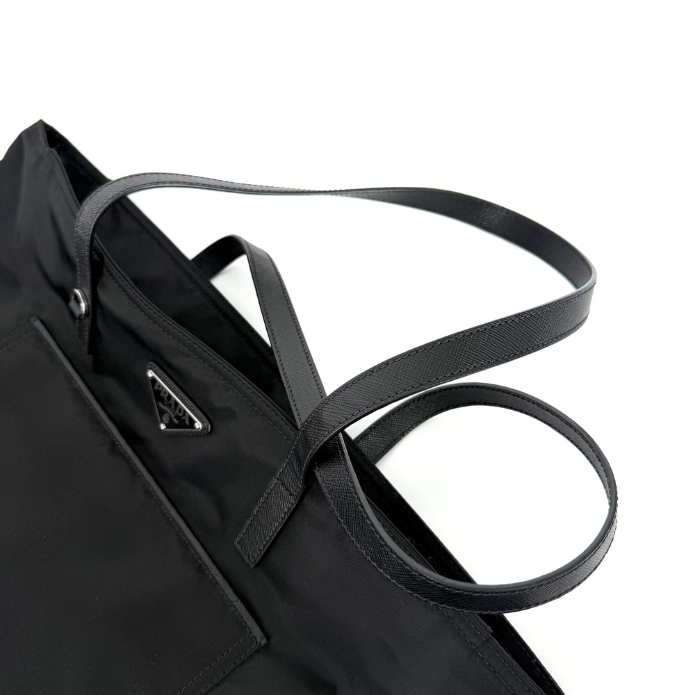 PRADA プラダ トートバッグ トライアングルロゴ 1BG052 ナイロン ブラック 黒 シルバー金具 レディース【中古品】