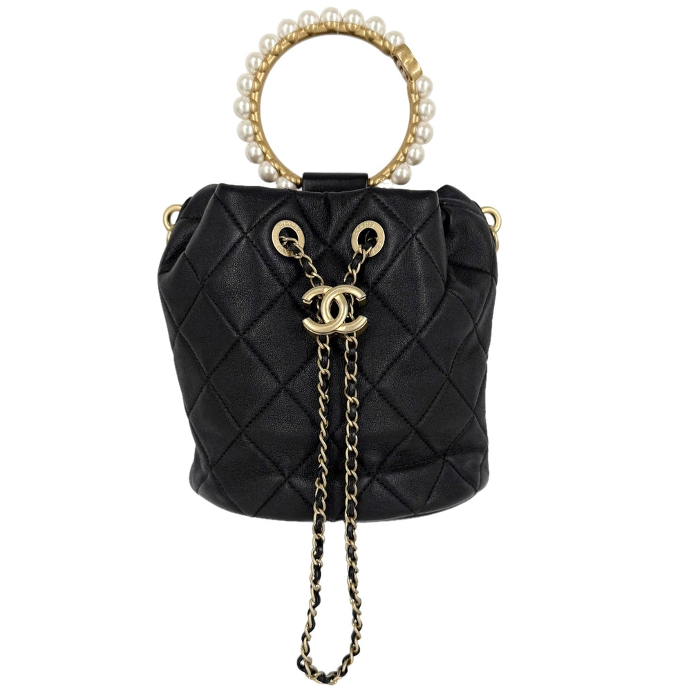 CHANEL シャネル ハンドバッグ ココマーク マトラッセ バケットバッグ パールハンドル ラムスキン ブラック 黒 ゴールド金具 レディース【中古品】