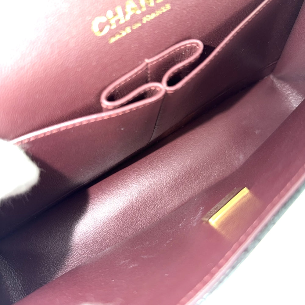 CHANEL シャネル ショルダーバッグ マトラッセ25 ダブルチェーン ダブルフラップ ココマーク ターンロック キャビアスキン ブラック 黒 ゴールド金具 レディース【中古品】