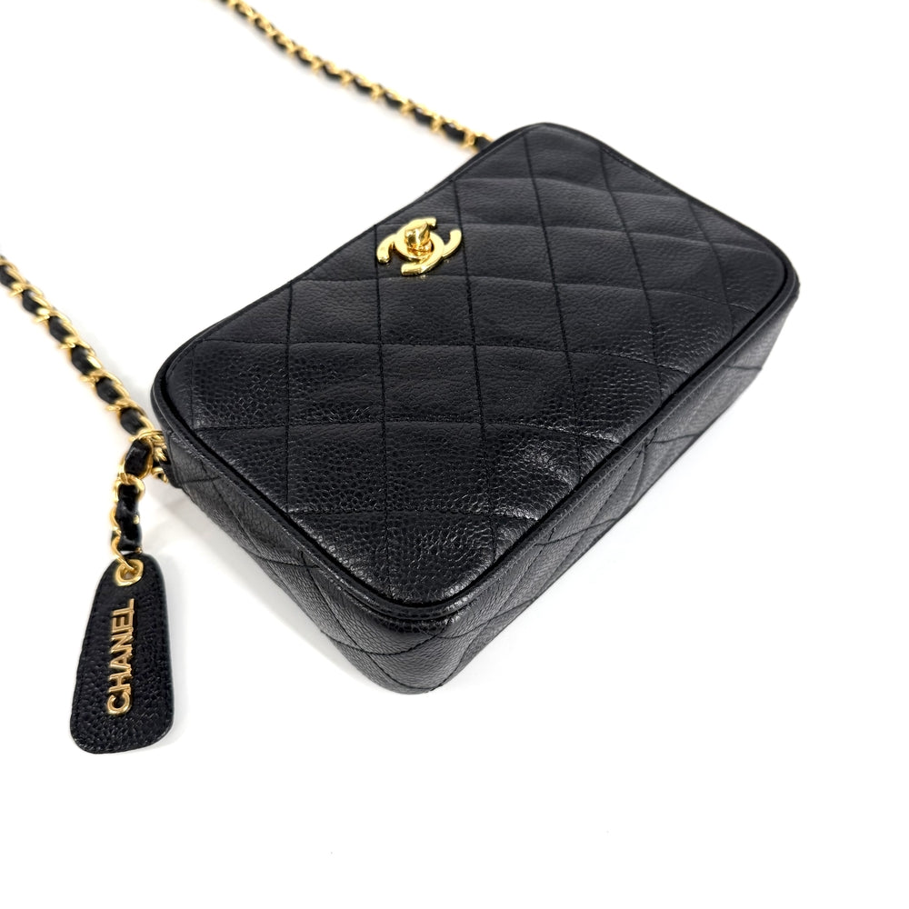 CHANEL シャネル ショルダーバッグ マトラッセ カメラバッグ ココマーク チェーンショルダー キャビアスキン ブラック 黒 ゴールド金具 レディース【中古品】