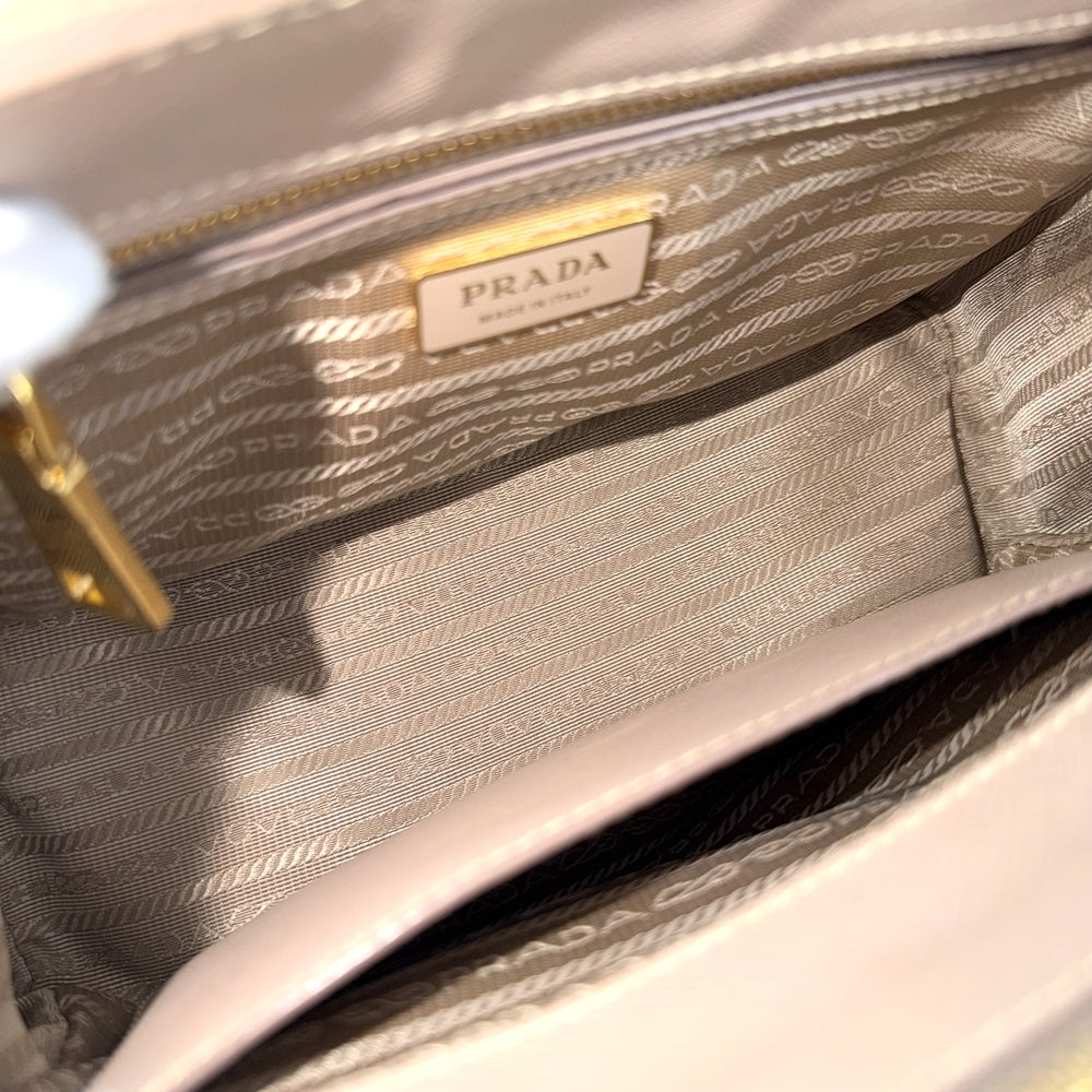 PRADA プラダ 2WAY ガレリア スモール ハンドバッグ ショルダーバッグ トライアングルロゴ 1BA896 レザー ピンクベージュ ゴールド金具 レディース【中古品】