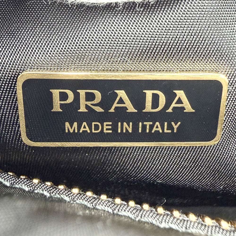 PRADA プラダ ショルダーバッグ エクスプローラ ミディアム Re-Nylon 1BD394 ナイロン ブラック 黒 ゴールド金具 レディース【中古品】