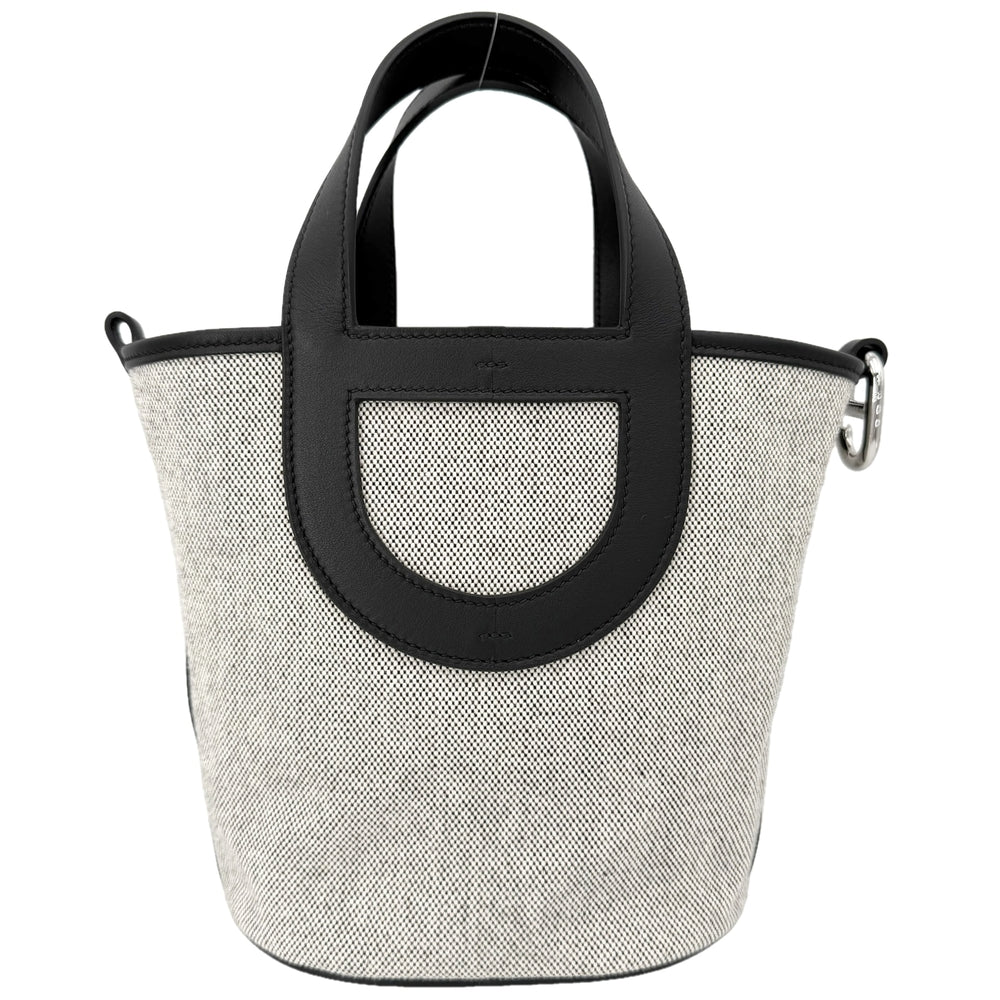 HERMES エルメス ハンドバッグ インザループ18 K刻印 ヴォースイフト トワルアッシュ グレー ブラック 黒 シルバー金具 レディース 2025年【中古品】