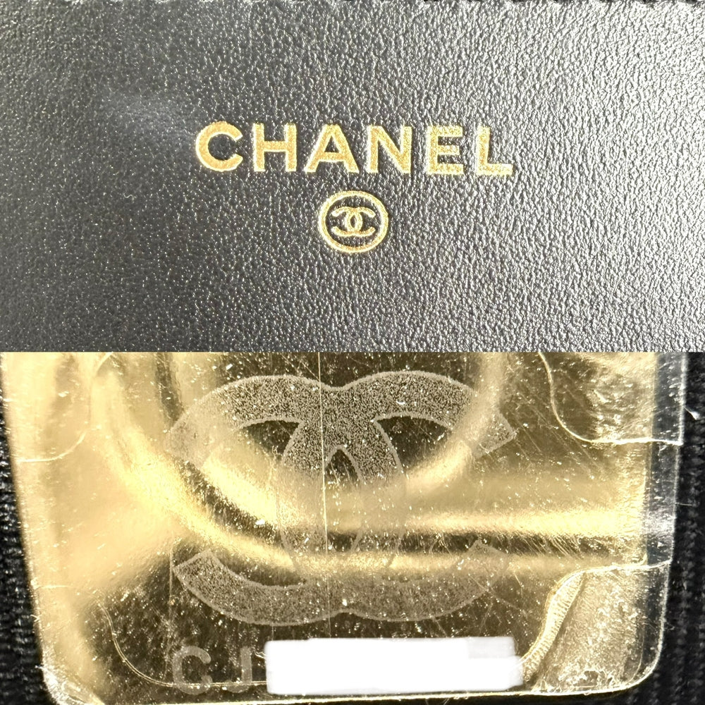 CHANEL シャネル チェーンウォレット マトラッセ ボーイシャネル ココマーク BOY CHANEL キャビアスキン ブラック 黒 マットゴールド金具 レディース【中古品】