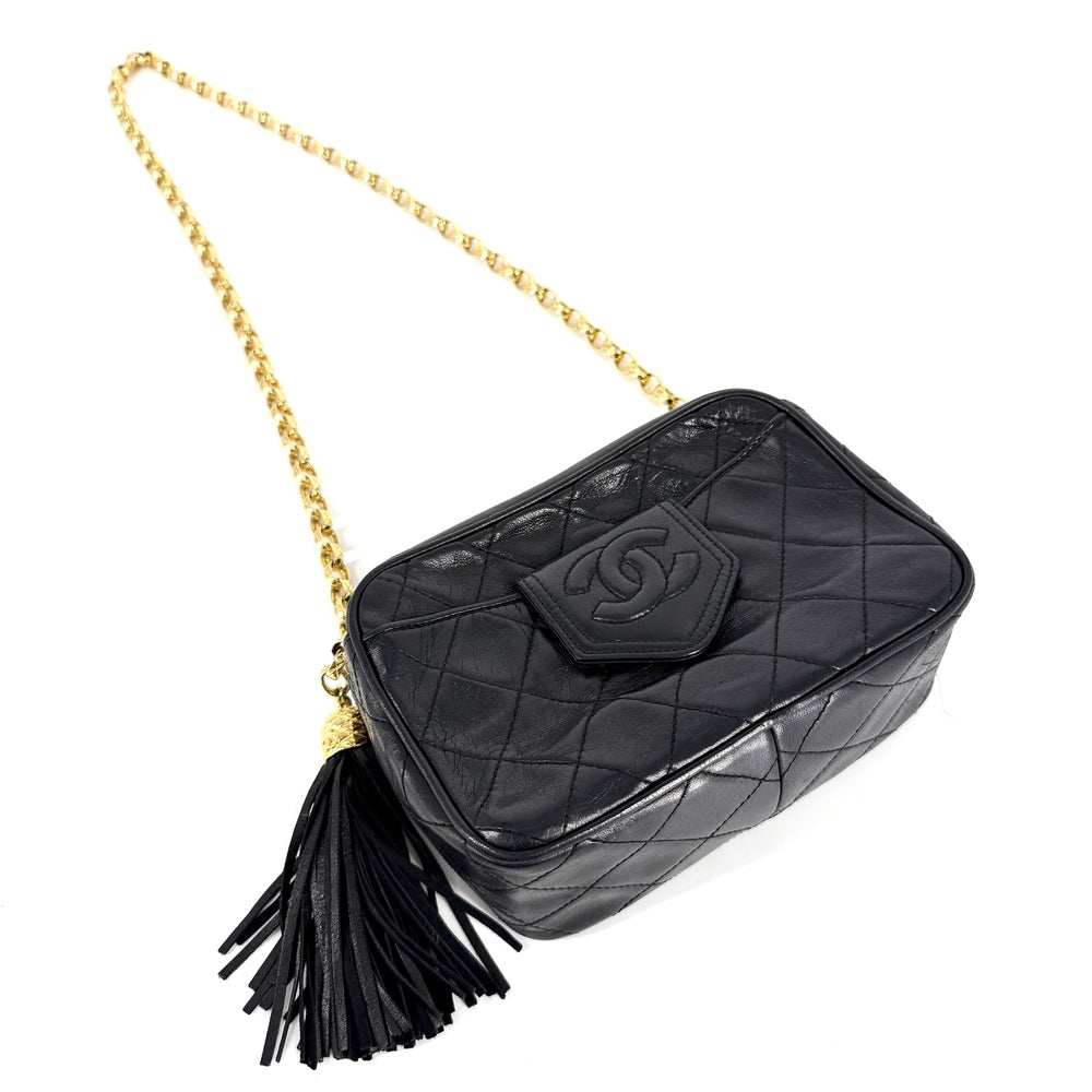 CHANEL シャネル ショルダーバッグ フリンジ マトラッセ チェーンショルダー ココマーク ラムスキン ブラック 黒 ゴールド金具 レディース【中古品】