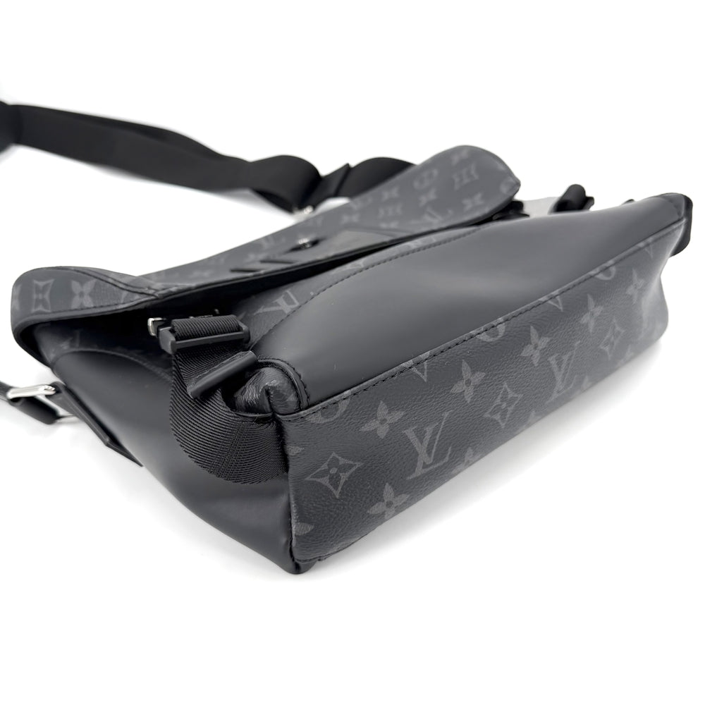 LOUIS VUITTON ルイヴィトン ショルダーバッグ モノグラムエクリプス メッセンジャー･ヴォワヤージュPM M40511 ブラック 黒 シルバー金具 メンズ【中古品】