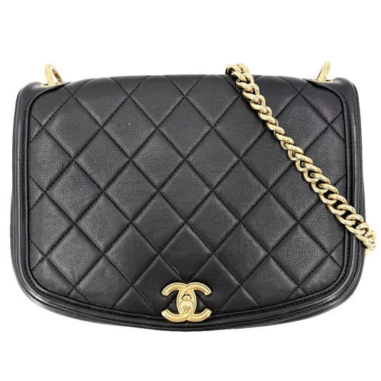 CHANEL シャネル ショルダーバッグ マトラッセ ココマーク チェーンショルダー レザー ブラック 黒 ゴールド金具 レディース【中古品】