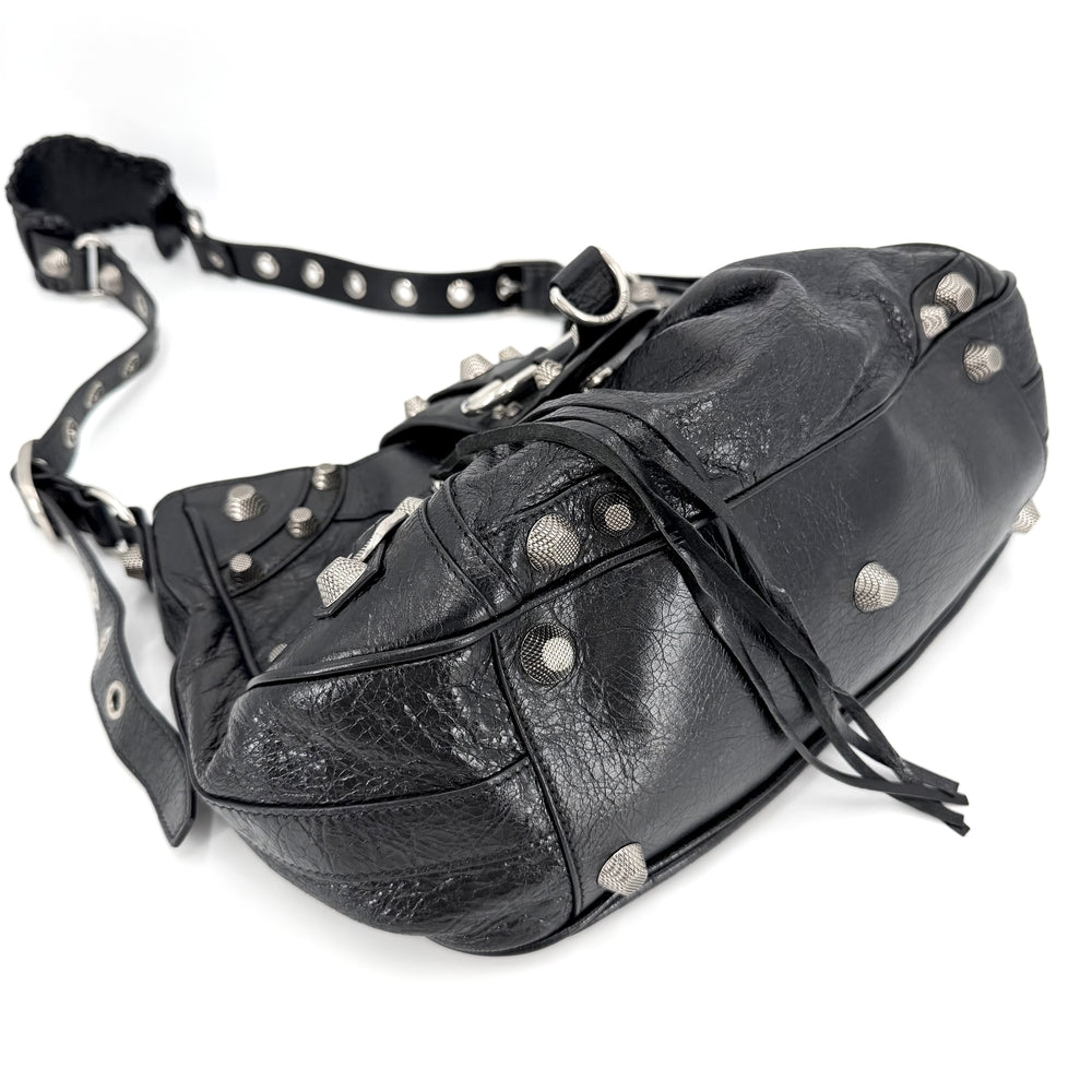 BALENCIAGA バレンシアガ ショルダーバッグ ネオ カゴール 672754 レザー ブラック 黒 シルバー金具 レディース【中古品】