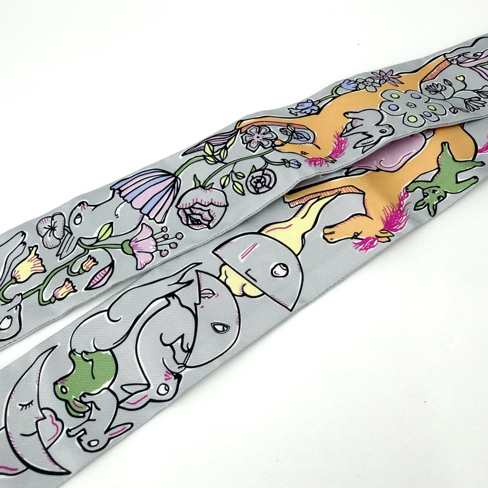 HERMES エルメス スカーフ ツイリー Mille et Un Lapins 千と一のウサギ Twilly ファッションアイテム シルク ブルー 青 マルチカラー レディース【中古品】