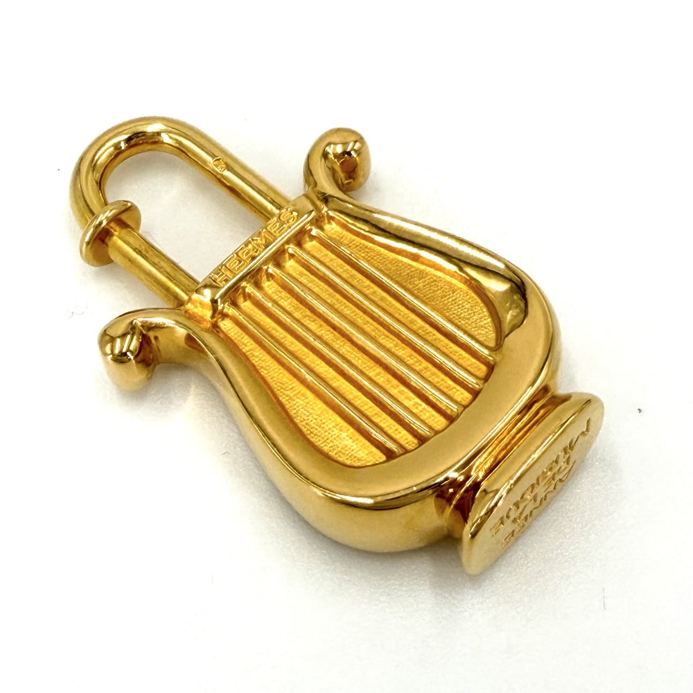 HERMES エルメス 小物 ハープ ANNEE DE LA MUSIQUE カデナ チャーム メンズ レディース ゴールド ユニセックス 約18.5g【中古品】