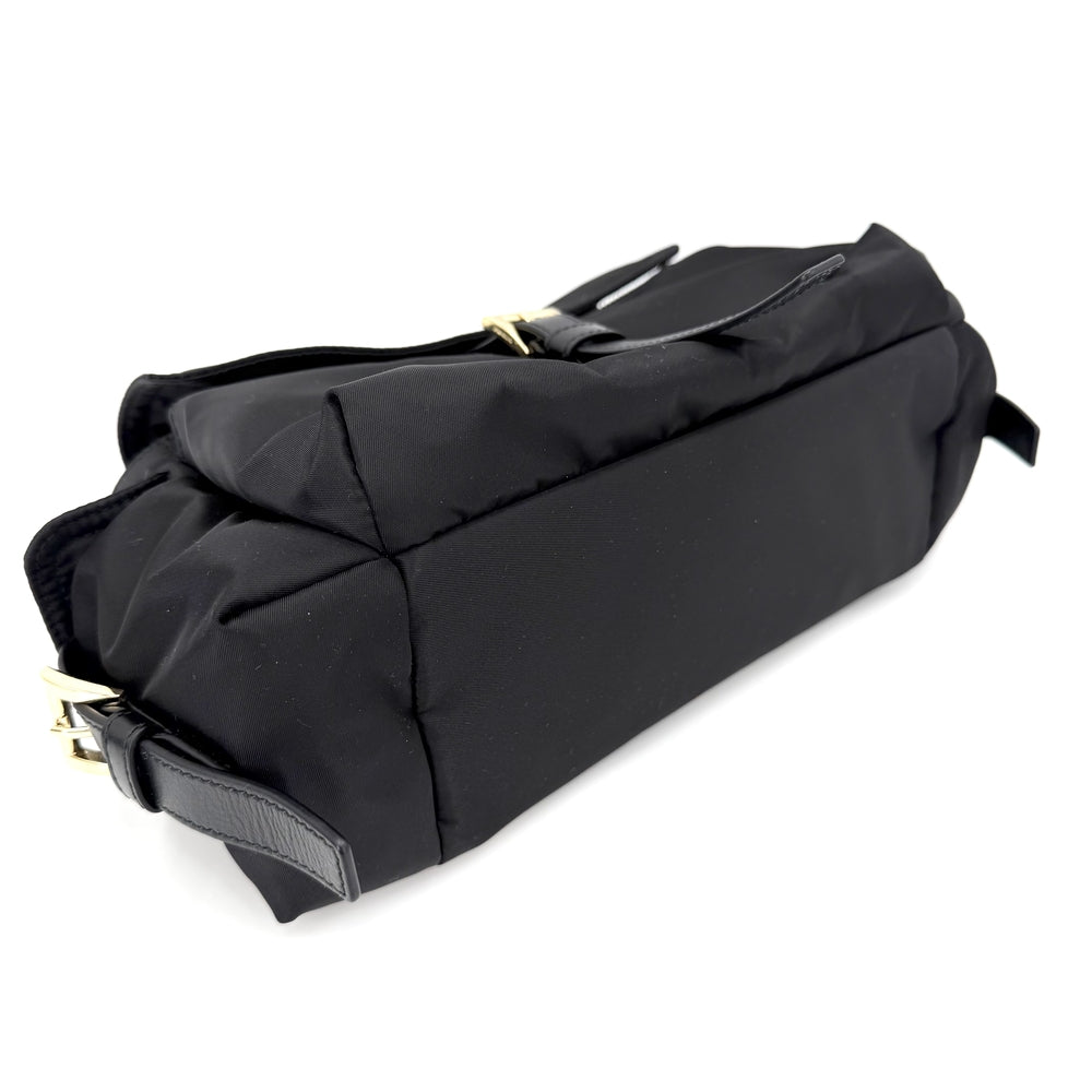 PRADA プラダ ショルダーバッグ エクスプローラ Re-Nylon トライアングルロゴ ナイロン レザー ブラック 黒 ゴールド金具 レディース【中古品】
