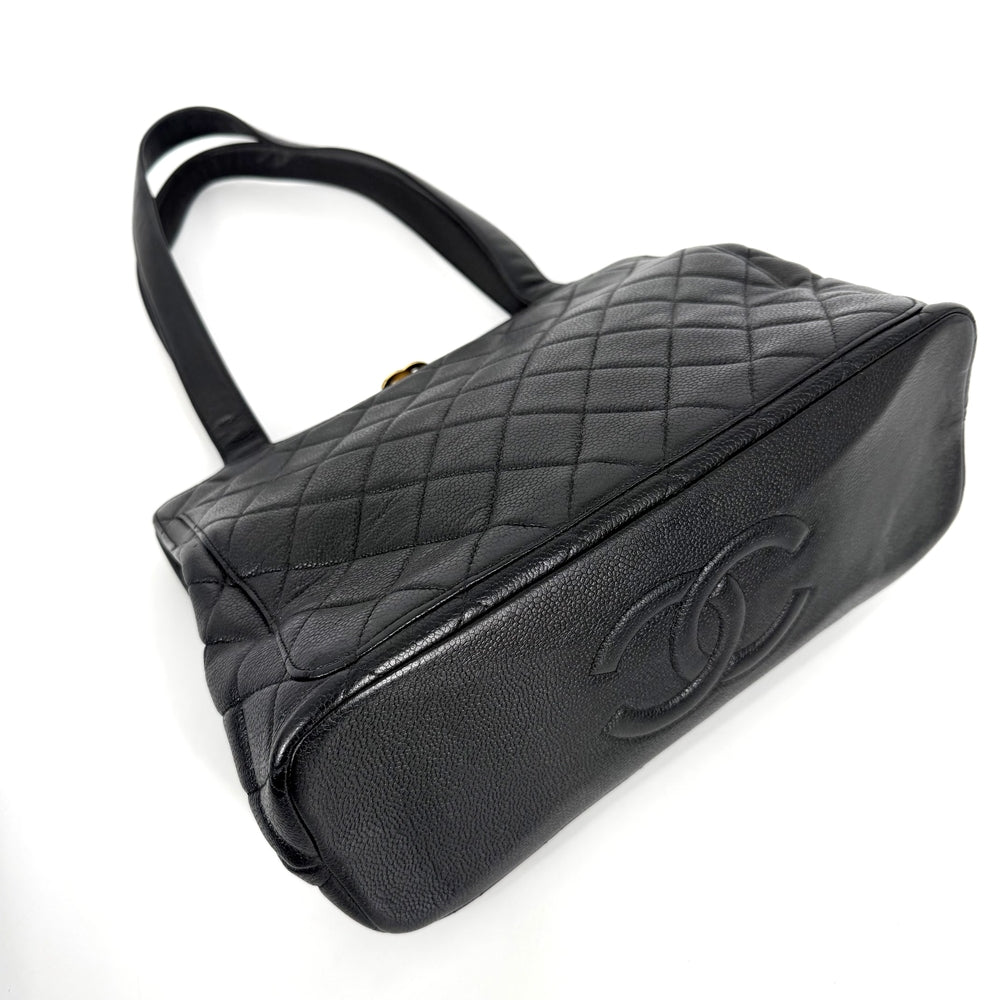 CHANEL シャネル トートバッグ マトラッセ ココマーク ターンロック キャビアスキン ブラック 黒 ゴールド金具 レディース【中古品】