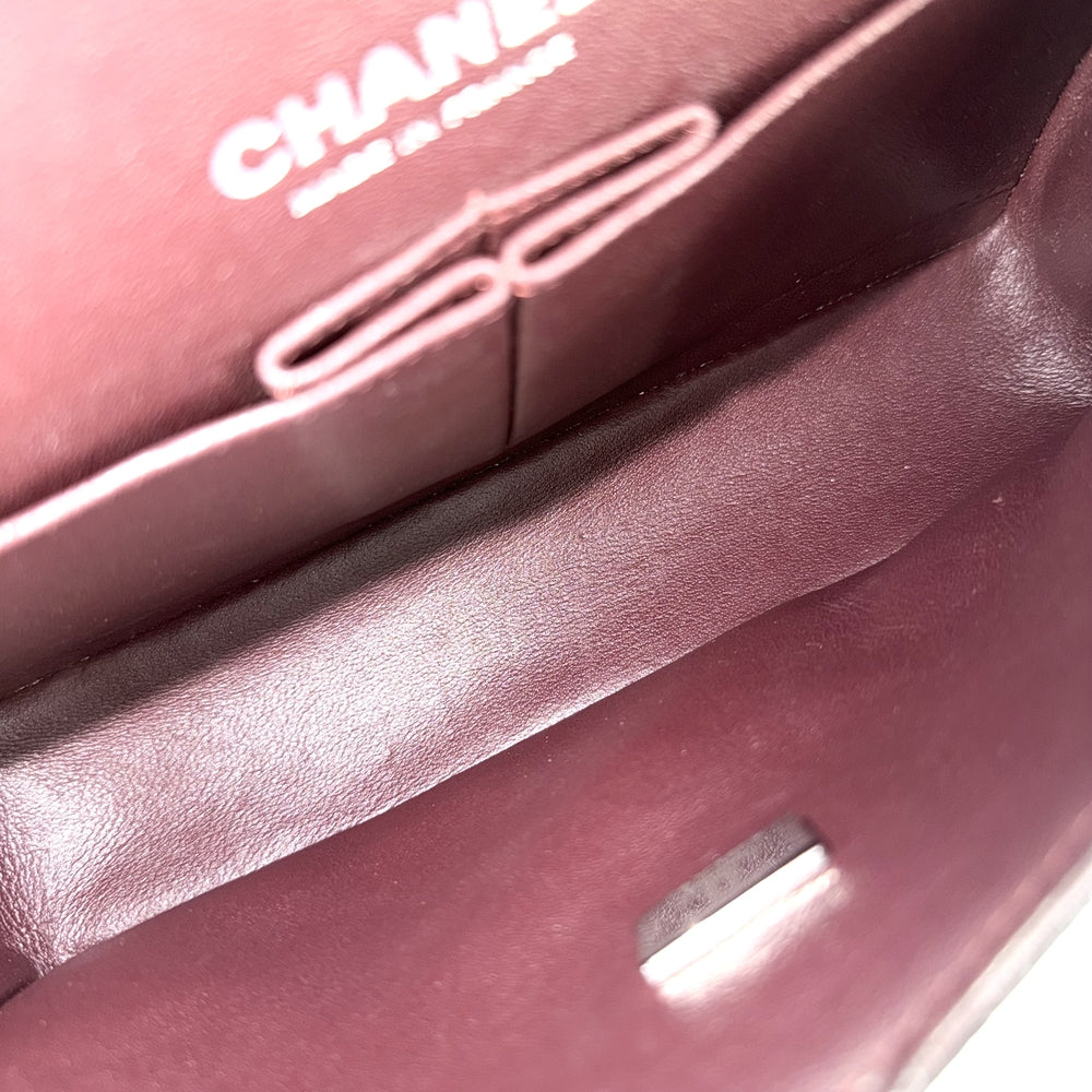 CHANEL シャネル ショルダーバッグ マトラッセ23 ダブルチェーン ダブルフラップ ココマーク ターンロック キャビアスキン ブラック 黒 シルバー金具 レディース【中古品】