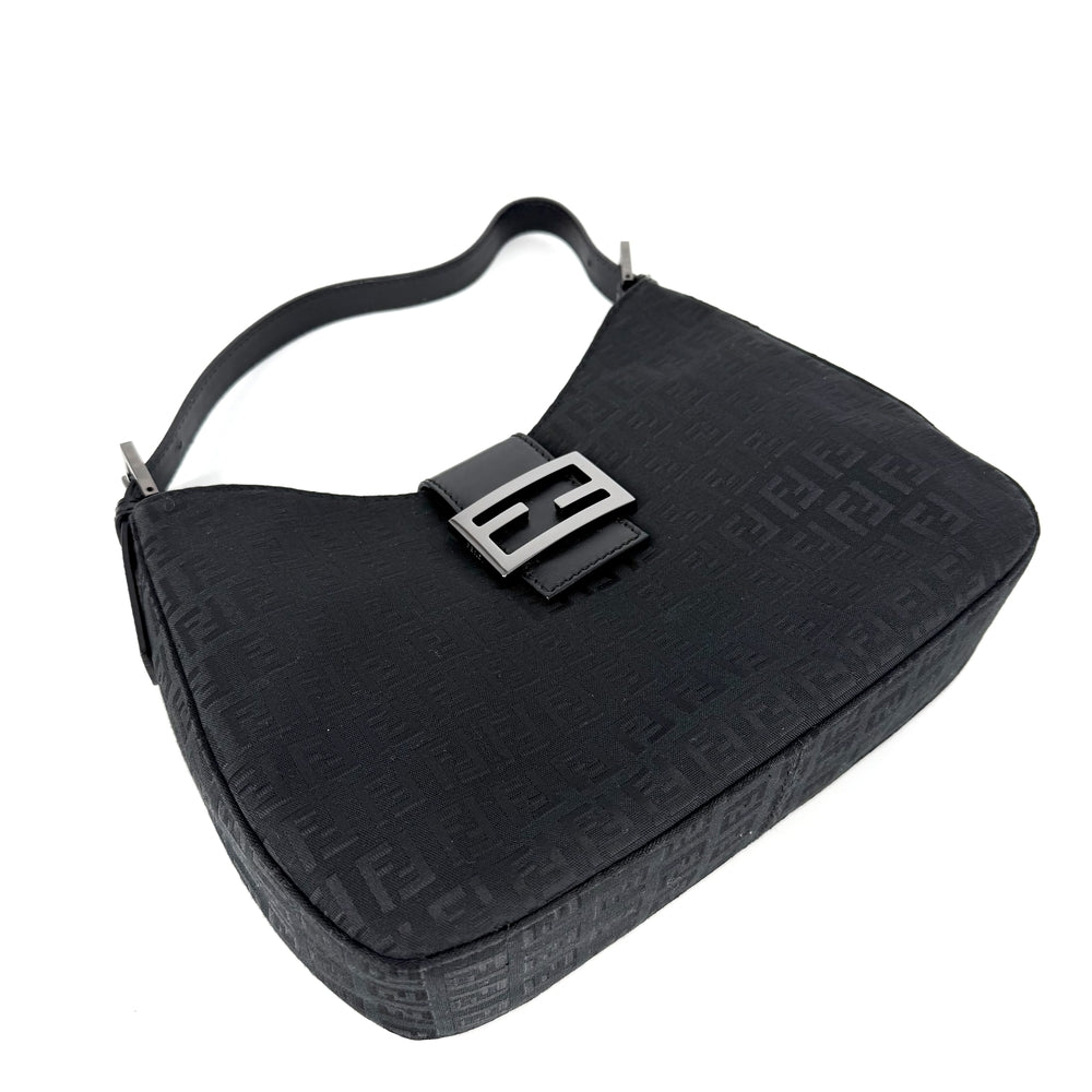 FENDI フェンディ ショルダーバッグ ズッキーノ マンマバケット ワンショルダー Mamma Bucket 8BR036 キャンバス レザー ブラック 黒 ガンメタル金具 レディース【中古品】