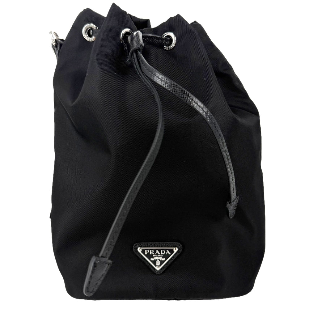 PRADA プラダ ポーチ Re-Nylon 巾着 ドローストリング 1NS369 ナイロン ブラック 黒 シルバー金具 レディース【中古品】