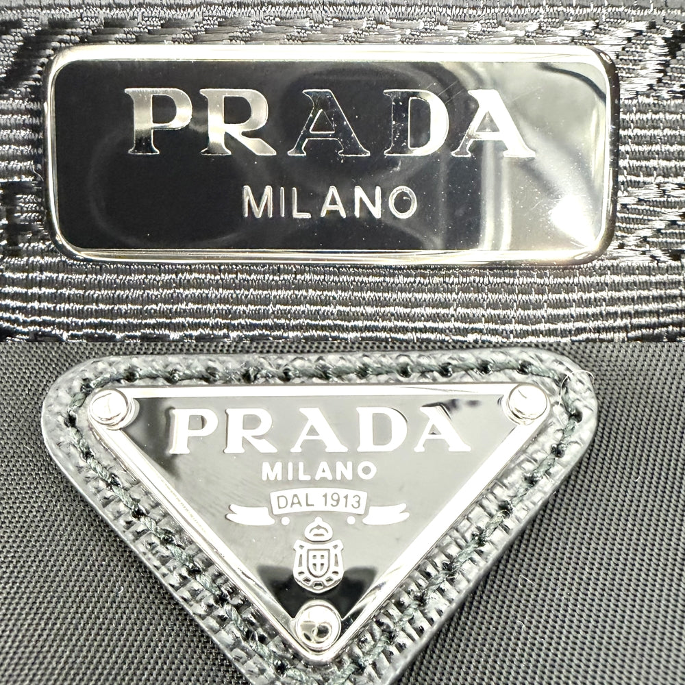 PRADA プラダ ポーチ Re-Nylon 巾着 ドローストリング 1NS369 ナイロン ブラック 黒 シルバー金具 レディース【中古品】