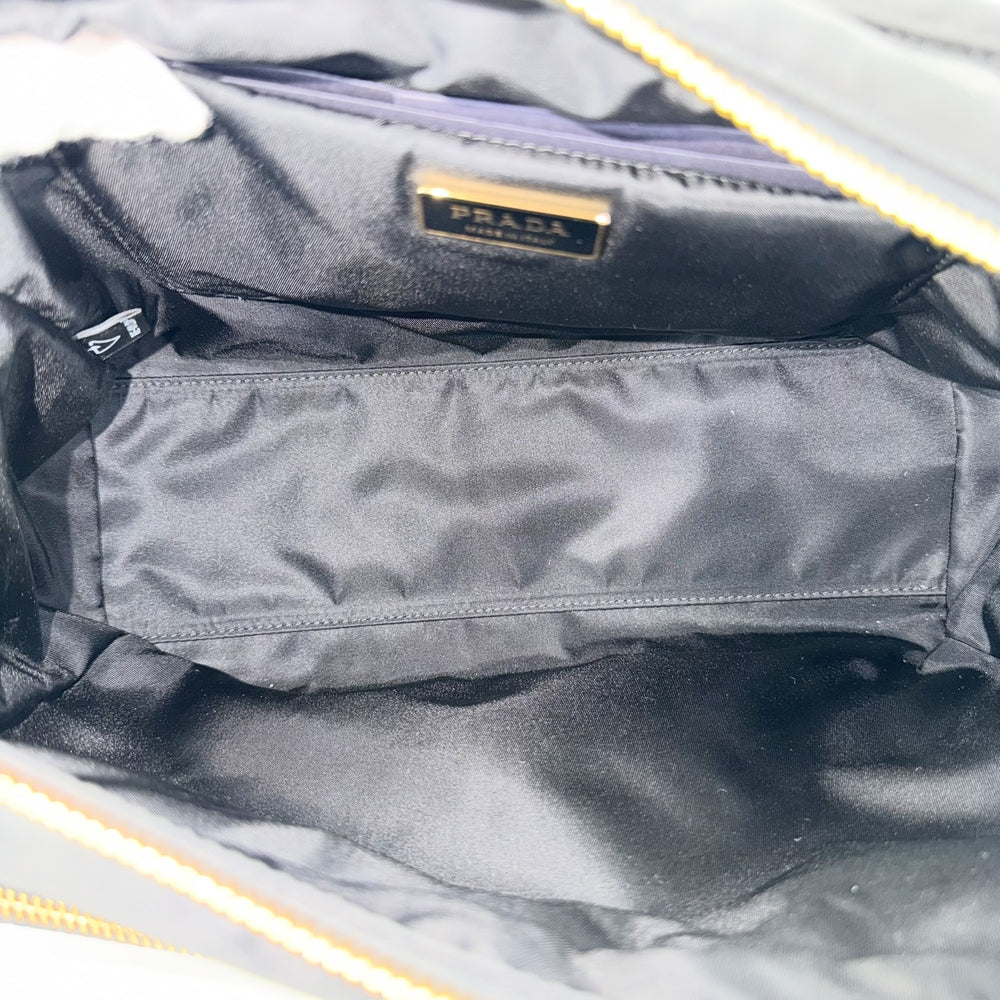 PRADA プラダ ショルダーバッグ エクスプローラ ラージ Re-Nylon 1BD391 ナイロン ブラック 黒 ゴールド金具 レディース【中古品】