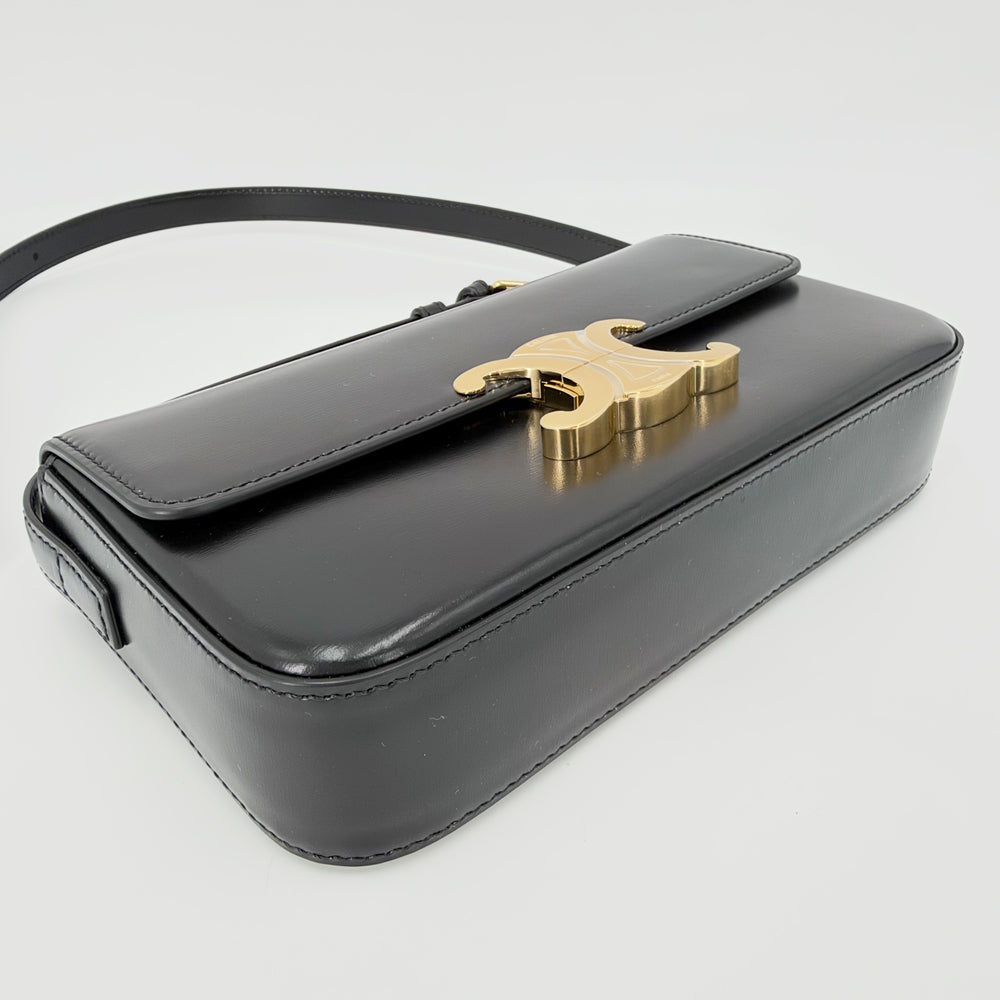 CELINE セリーヌ ショルダーバッグ クロード トリオンフ レザー ブラック 黒 ゴールド金具 レディース【中古品】