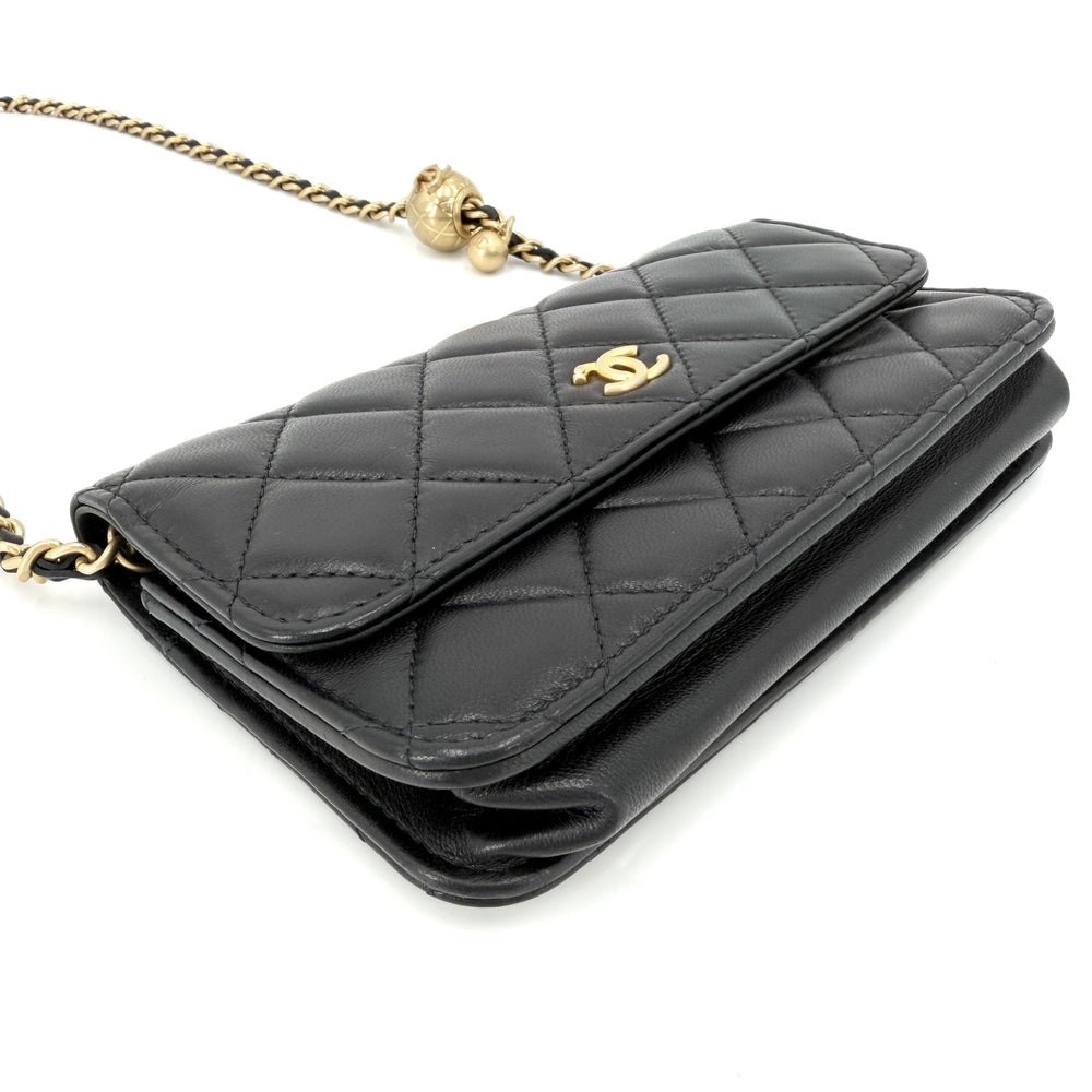 CHANEL シャネル ショルダーバッグ マトラッセ チェーンウォレット フォンホルダー ココボール ボールチェーン ラムスキン ブラック 黒 ゴールド金具 レディース【中古品】
