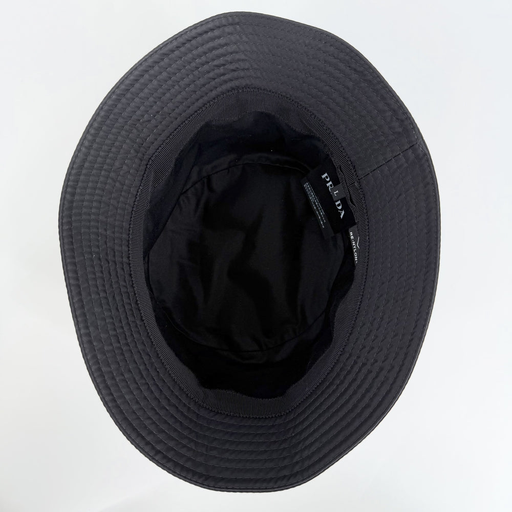 PRADA プラダ 帽子 Re-Nylon トライアングルロゴ ファッションアイテム バケットハット Lサイズ 2HC137 ナイロン ブラック 黒 ユニセックス【中古品】