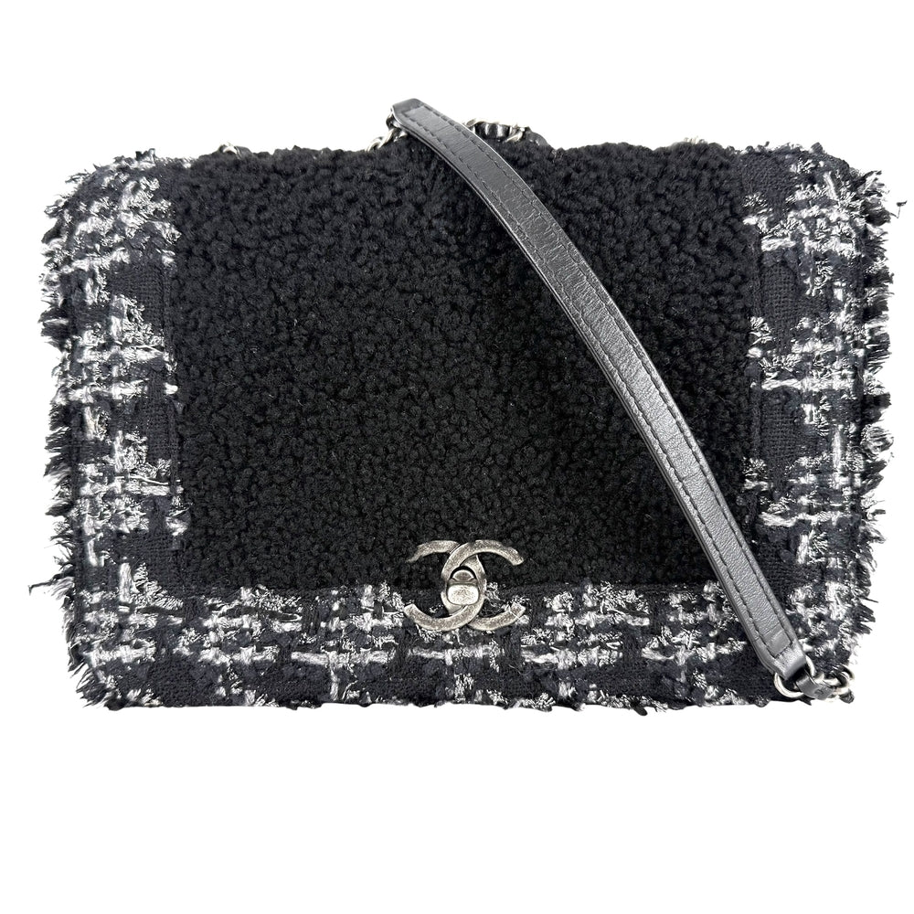 CHANEL シャネル ショルダーバッグ ボア ココマーク ツイード レザー ブラック 黒 アンティークシルバー金具 レディース【中古品】