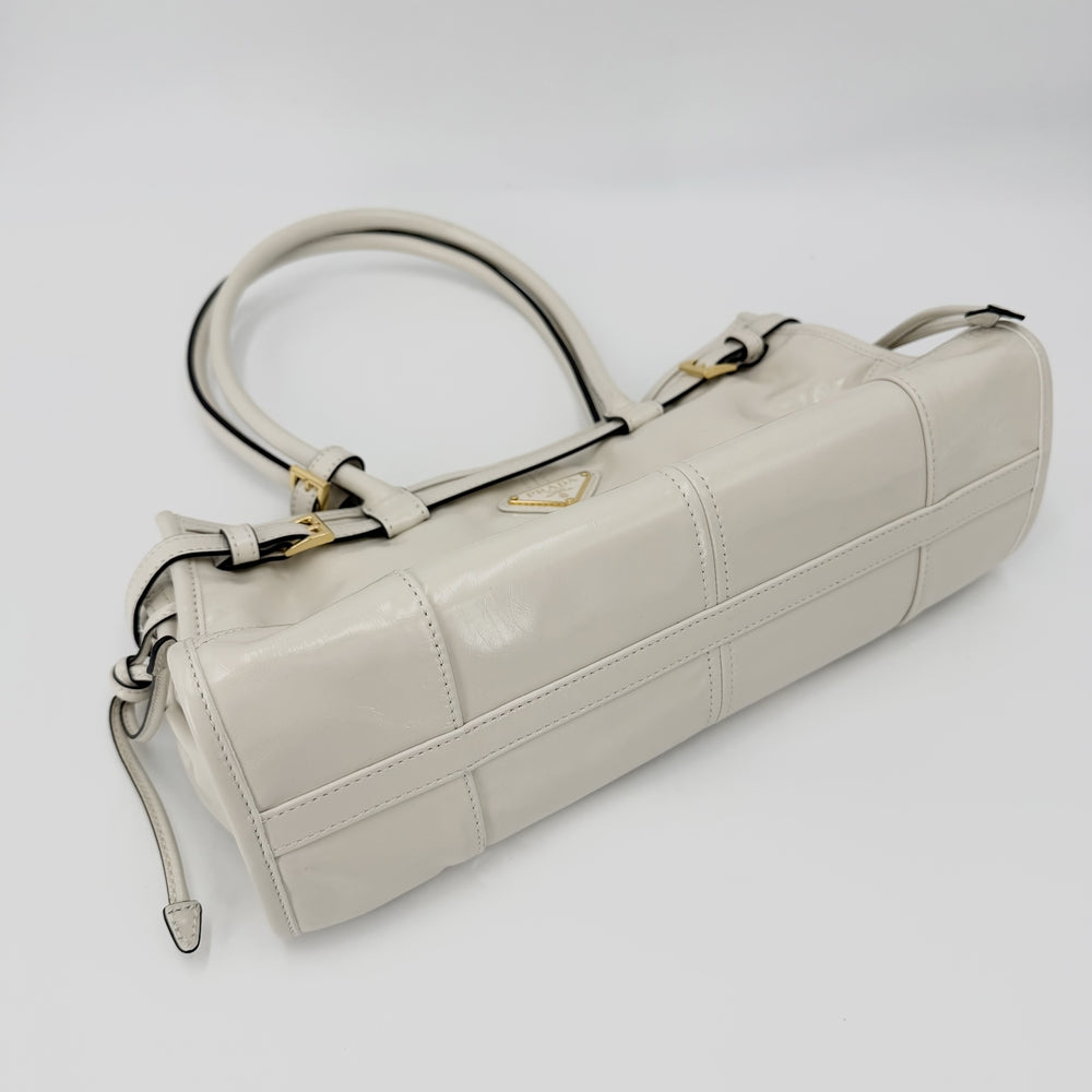 PRADA プラダ 2WAY ボニーミディアム ハンドバッグ ショルダーバッグ トライアングルロゴ トートバッグ レザー オフホワイト ゴールド金具 レディース【中古品】