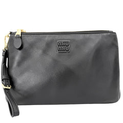 MIUMIU ミュウミュウ ポーチ クラッチ ロゴ 5NH012 レザー ブラック 黒 ゴールド金具 レディース【中古品】