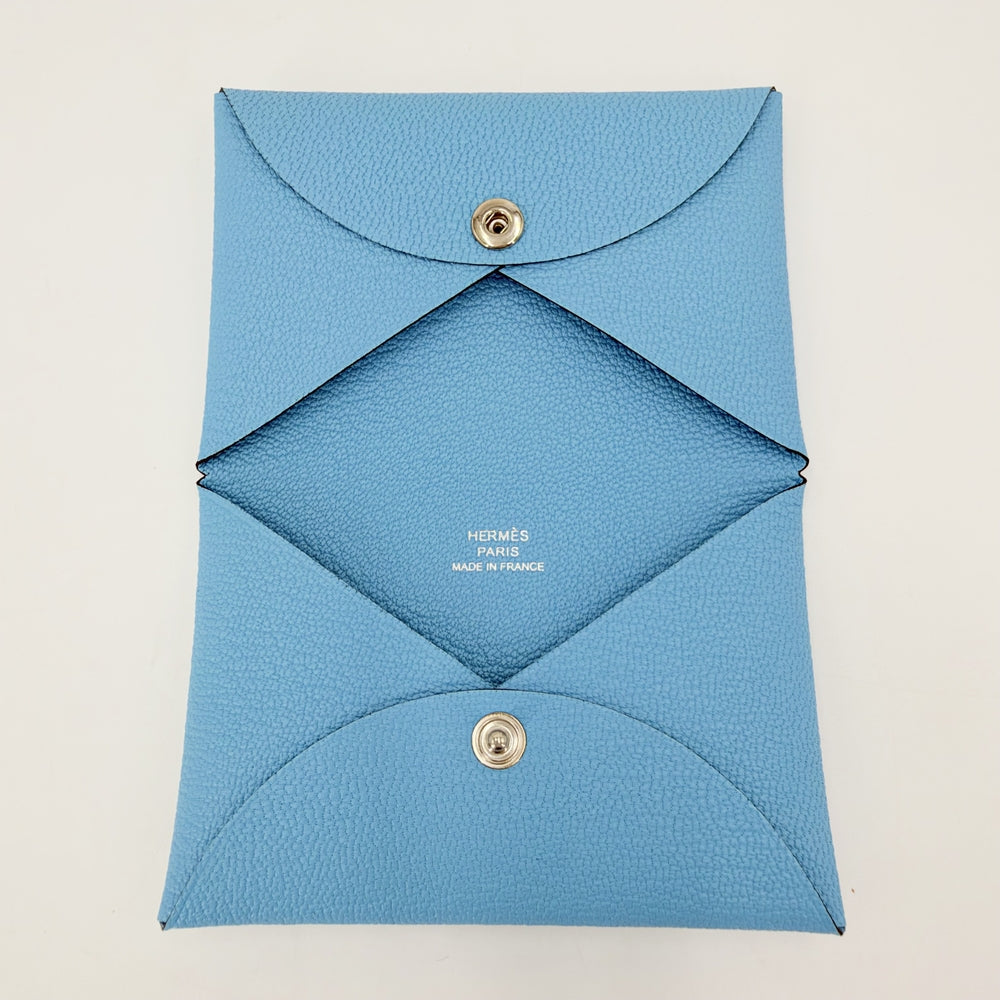 HERMES エルメス カードケース カルヴィ コインケース 名刺入れ 小銭入れ 小物 Ｋ刻印 レザー ライトブルー シルバー金具 メンズ 2025年【中古品】