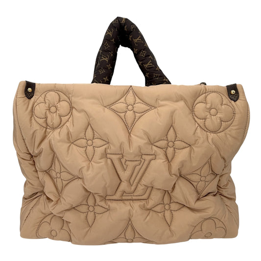 LOUIS VUITTON ルイヴィトン 2WAY モノグラム リサイクルナイロン LVピロー オンザゴー M59007 ナイロン PVC ベージュ ブラウン 茶 ゴールド金具 レディース【中古品】