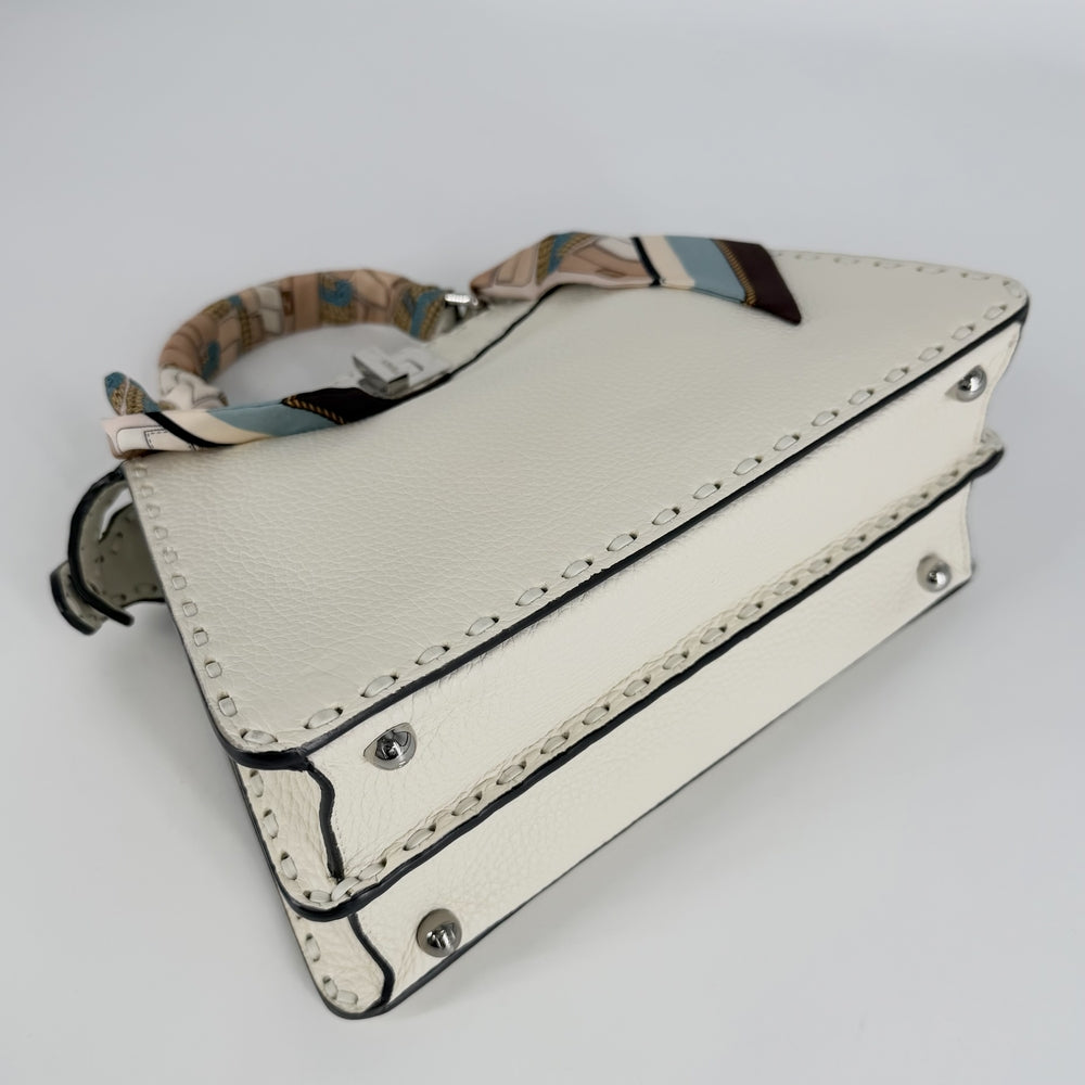 FENDI フェンディ 2WAY ピーカブー セレリア ハンドバッグ ショルダーバッグ スモール スカーフ付 8BN327 レザー ホワイト 白 シルバー金具 レディース【中古品】