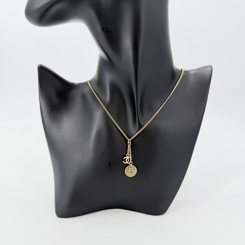 CHANEL シャネル ネックレス ココマーク ラウンドモチーフ No.5 アクセサリー ヴィンテージ GP B13P ゴールド レディース 約5.8g 2013年【中古品】