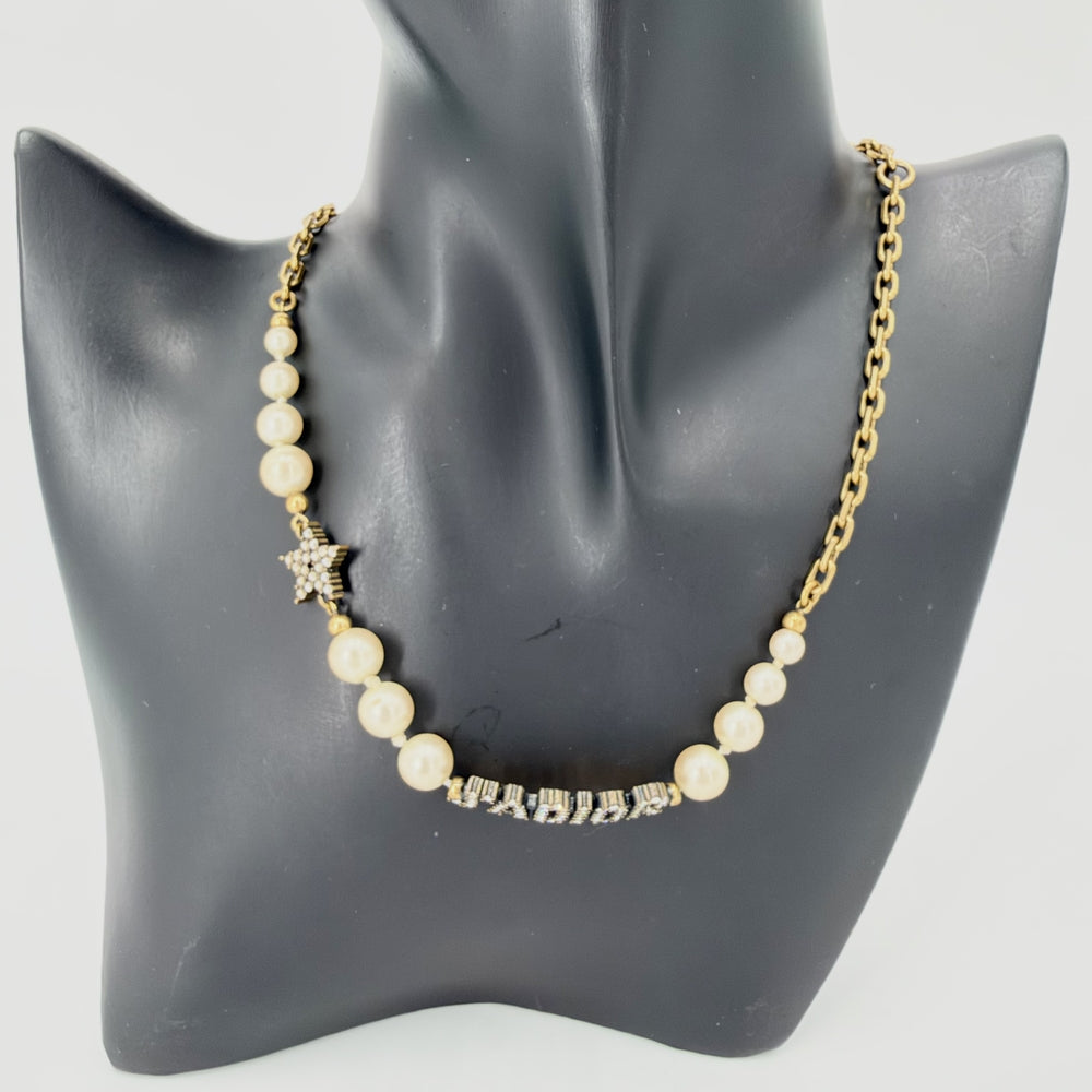 Dior ディオール ネックレス ロゴ アクセサリー メタル フェイクパール ゴールド レディース 約16.4g【中古品】