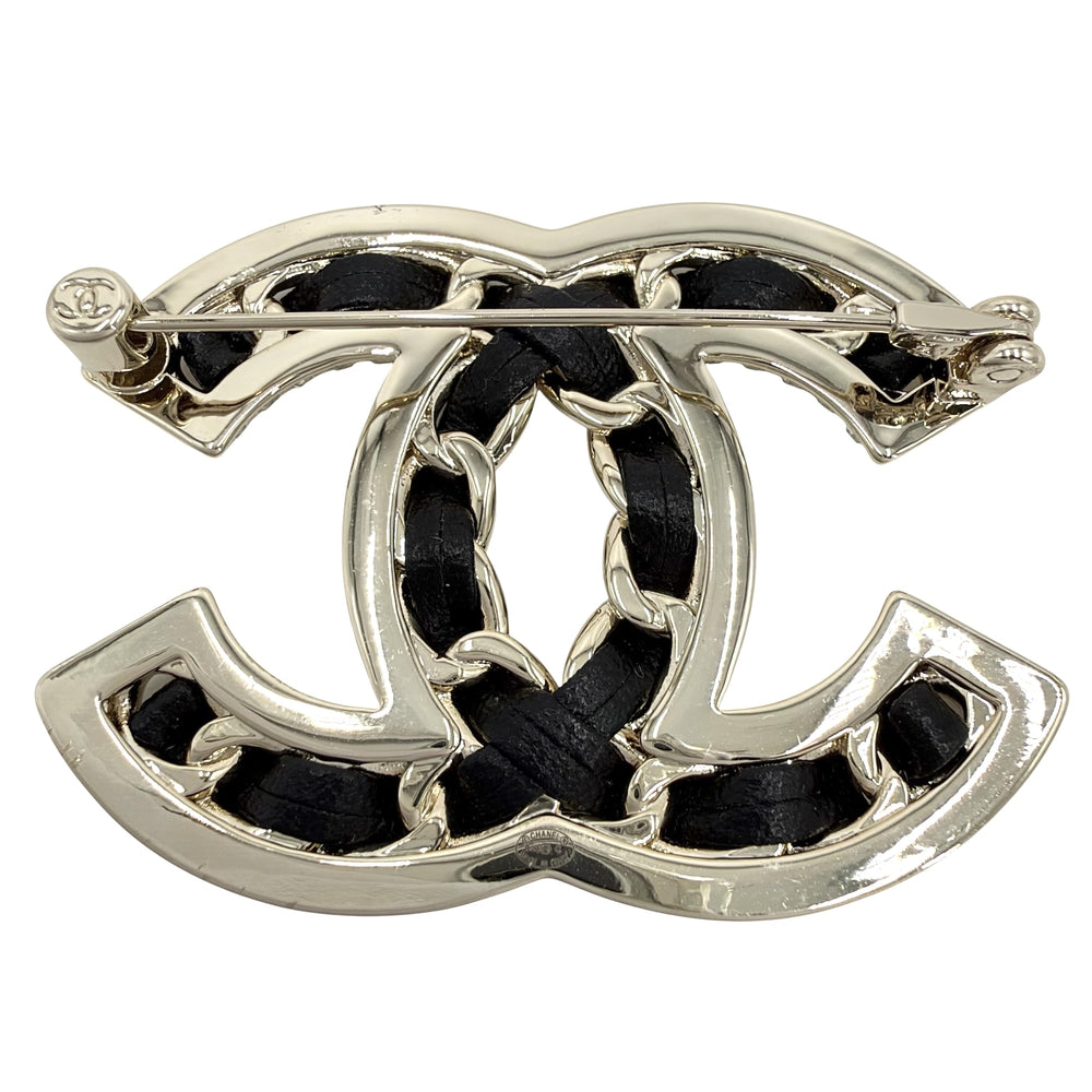 CHANEL シャネル ブローチ ココマーク チェーンモチーフ アクセサリー GP レザー AB5107 B23C シルバー レディース 約17.4g 2023年【中古品】