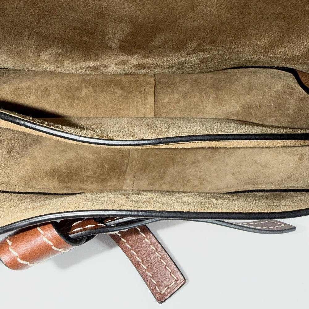 LOEWE ロエベ ショルダーバッグ アナグラムロゴ ゲートバッグ スモール レザー ブラウン 茶 ゴールド金具 レディース【中古品】