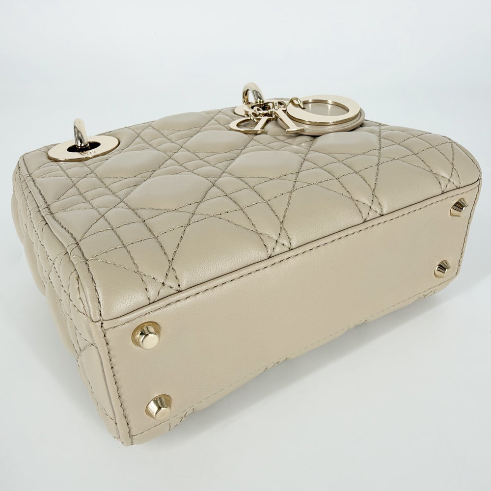 Christian Dior クリスチャンディオール 2WAY カナージュ レディディオール ハンドバッグ ショルダーバッグ M0505ONGE ラムスキン ベージュ ゴールド金具 レディース【中古品】