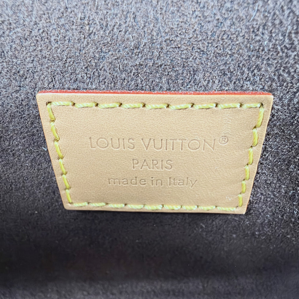 LOUIS VUITTON ルイヴィトン ハンドバッグ ポシェットカミーユ モノグラムキャンバス M13566 PVCコーティングキャンバス レザー ブラウン 茶 ゴールド金具 レディース【中古品】