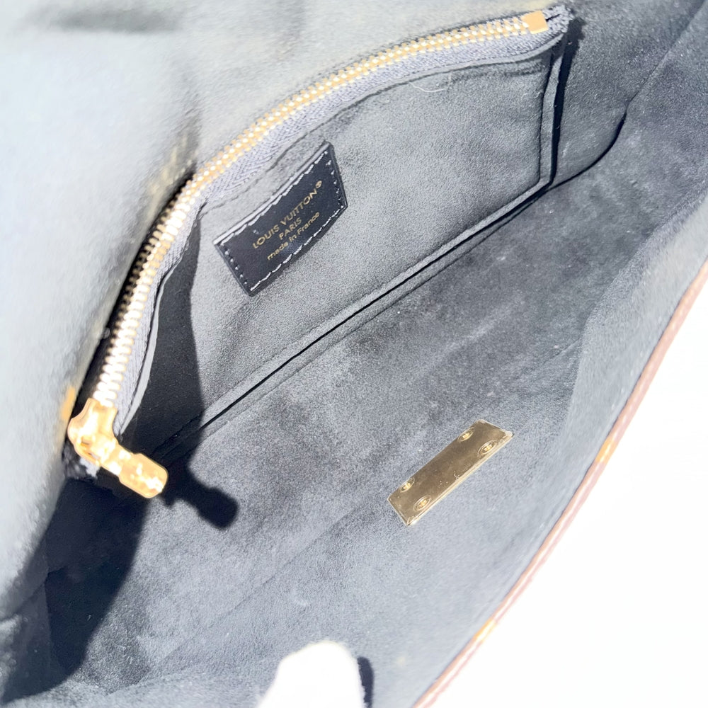 LOUIS VUITTON ルイヴィトン ショルダーバッグ トランキーEW スライドチェーン M14526 ブラウン 茶 ゴールド金具 レディース【中古品】