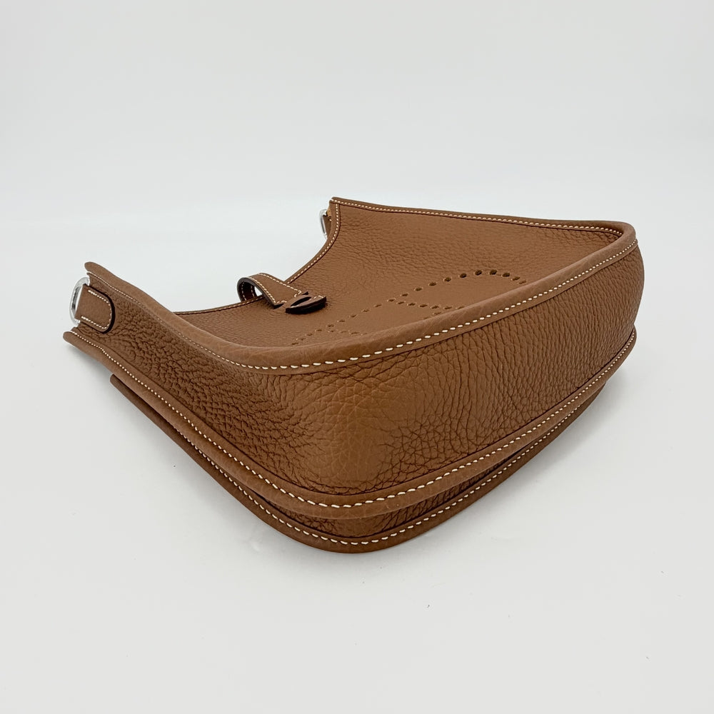 HERMES エルメス ショルダーバッグ エブリン３ 23 K刻印 レザー ブラウン 茶 シルバー金具 レディース 2025年【中古品】