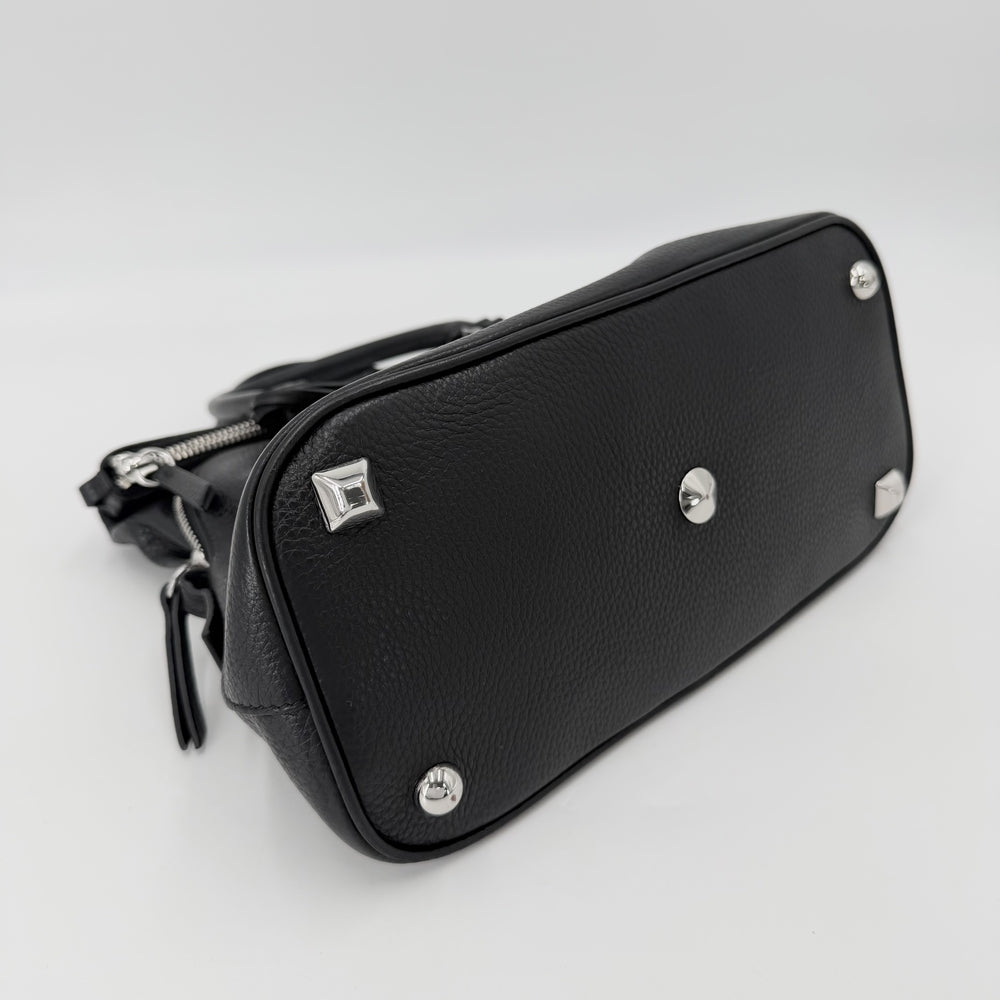 MAISON MARGIELA メゾンマルジェラ 2WAY ソフト 5AC ミニ ハンドバッグ ショルダーバッグ SB1WG0084 レザー ブラック 黒 シルバー金具 レディース【中古品】