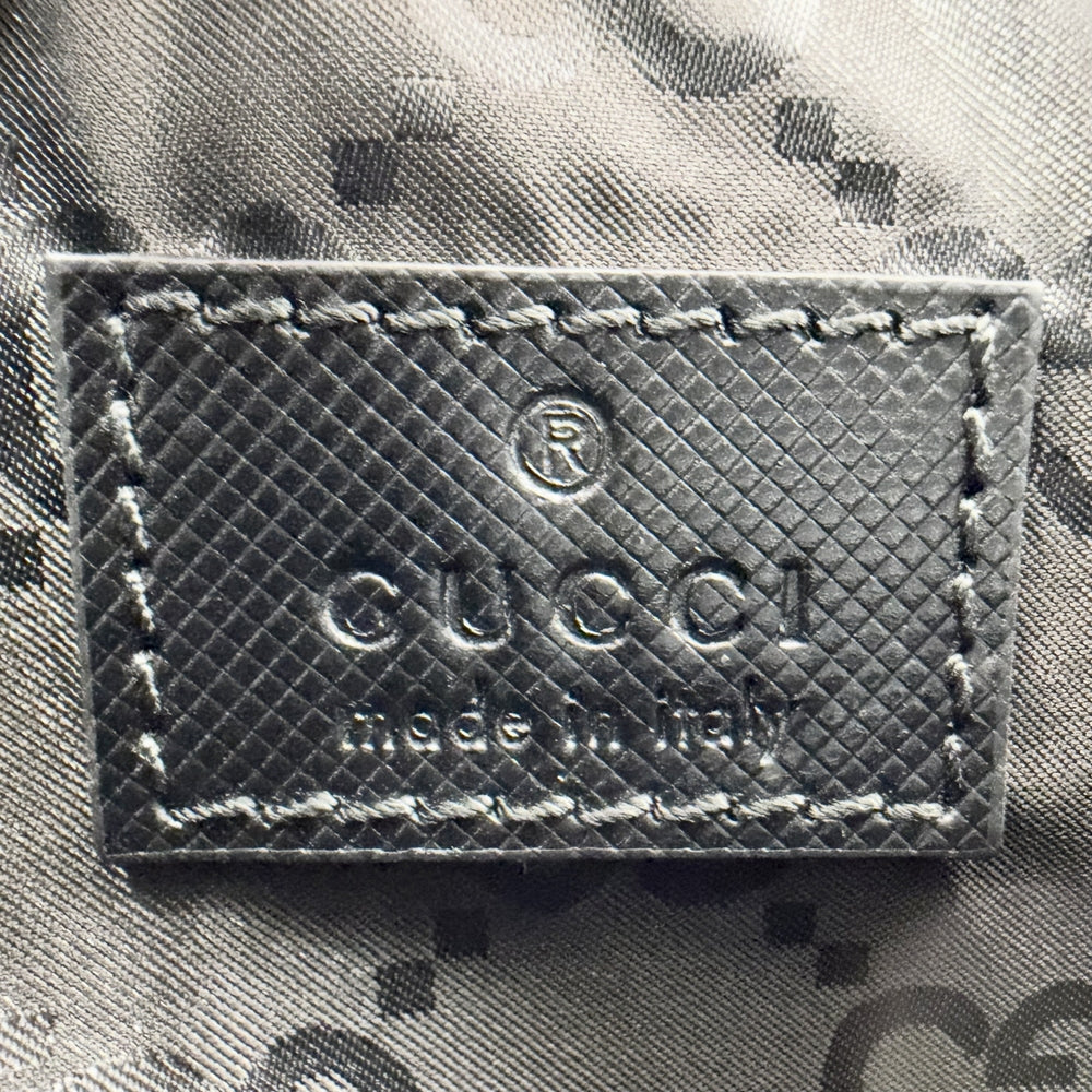 GUCCI グッチ ポーチ ウェブストライプ スモール コスメティックケース コスメポーチ セカンドバッグ 855753 GGスプリームキャンバス ブラック 黒 シルバー金具 メンズ【中古品】