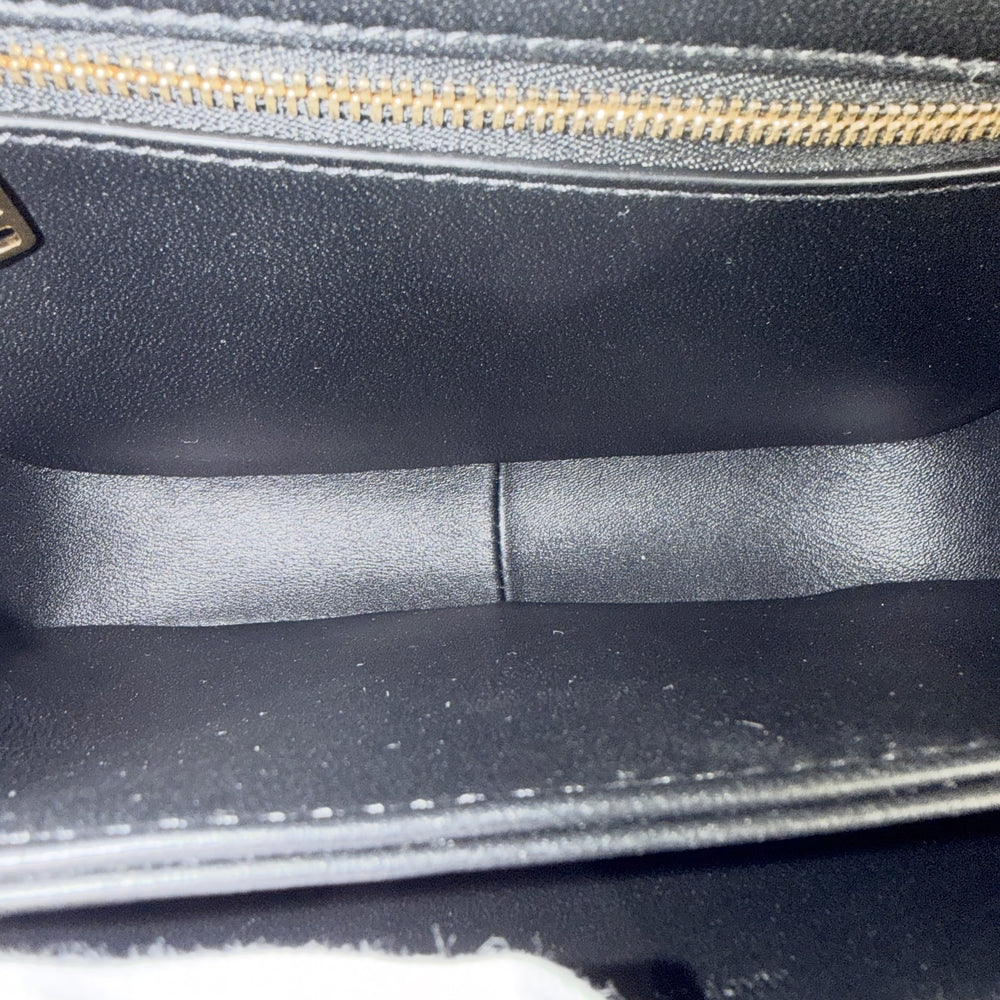 CELINE セリーヌ ショルダーバッグ ティーン トリオンフ レザー ブラック 黒 ゴールド金具 レディース【中古品】