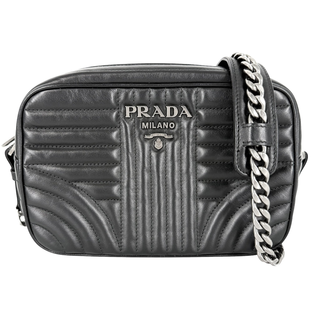 PRADA プラダ ショルダーバッグ ダイアグラム トライアングルロゴ メンズ レディース 1BH083 レザー ブラック 黒 シルバー金具 ユニセックス【中古品】