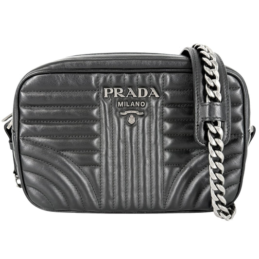 PRADA プラダ ショルダーバッグ ダイアグラム トライアングルロゴ メンズ レディース 1BH083 レザー ブラック 黒 シルバー金具 ユニセックス【中古品】