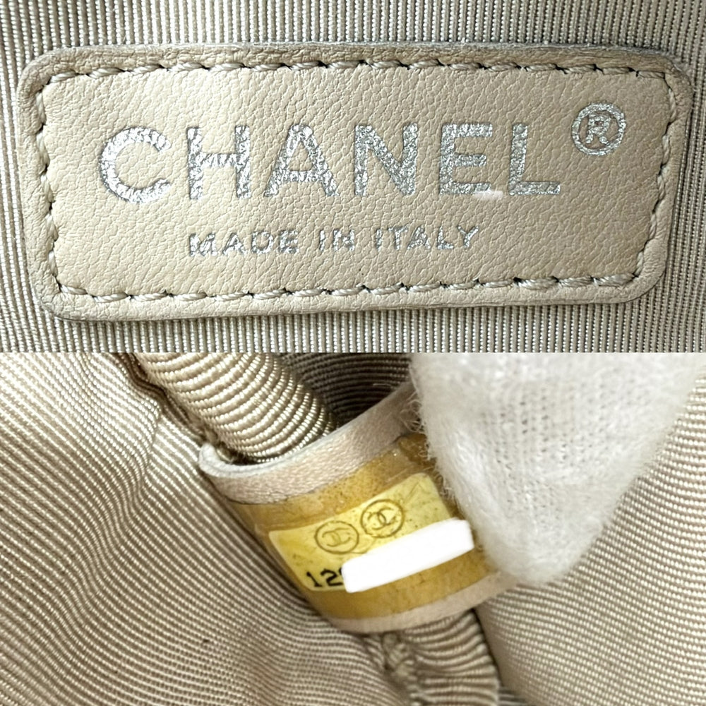 CHANEL シャネル ショルダーバッグ アンリミテッド ロゴ レザー ブラック 黒 ゴールド金具 レディース【中古品】