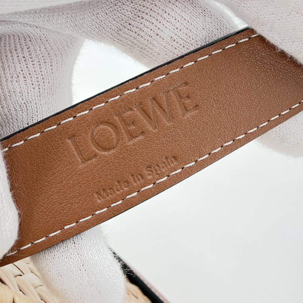 LOEWE ロエベ ハンドバッグ アナグラム バスケットバッグ スモール かごバッグ 春 夏 ラフィア レザー ベージュ ブラウン 茶 シルバー金具 レディース【中古品】