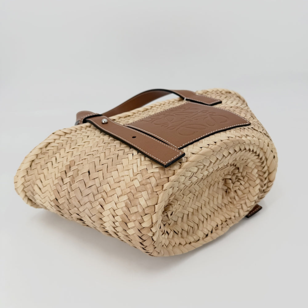 LOEWE ロエベ ハンドバッグ アナグラム バスケットバッグ スモール かごバッグ 春 夏 ラフィア レザー ベージュ ブラウン 茶 シルバー金具 レディース【中古品】